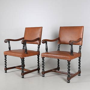 KARMSTOLAR, ett par, träskinn, barockstil, 1900-tal.