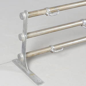 HATTHYLLA, Metall, 1900-talets första hälft.