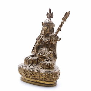 BUDDHA, förgylld brons, Tibet eller Kina, troligen 1900-tal.