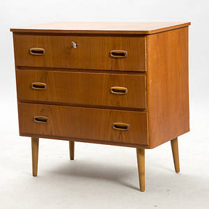 BYRÅ, 3-lådig, teak, 1900-talets mitt.