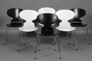 Arne Jacobsen. Sæt på seks stole, model 3101 Myren, 6 