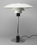 Poul Henningsen 1894-1967. Bordlampe PH 4 12, 3 12 i forkromet metal