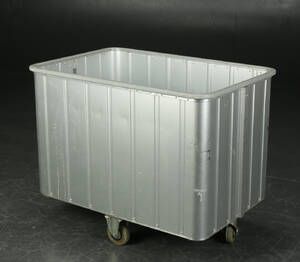 Vaskerivogn af aluminium, monteret med hjul