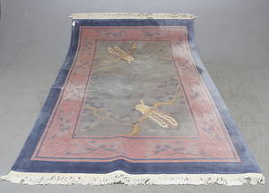 MATTA, Kina, ca. 278x183 cm.