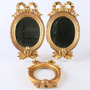 SPEGELLAMPETTER, ett par samt ram, förgyllda, gustaviansk stil, 1900-tal.