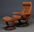 Ekornes, Norge. Stressless lænestol og skammel 2
