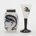 MINIATYRVAS samt SNAPSGLAS, glas, Ulrica Hydman-Vallien, Kosta Boda, 1900-talets andra hälft.