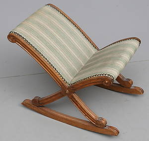 FOTPALL i form a gungstol, 1900-talets mitt.