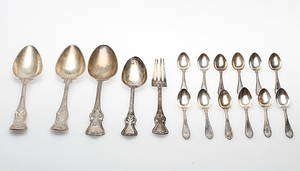 SILVERFÖREMÅL, vikt ca 415 gram.