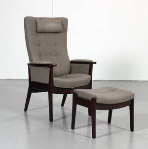 Farstrup møbelfabrik. Lænestol m skammel