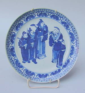 Teller mit mythologischer Darstellung China Kang-xi Epoche.