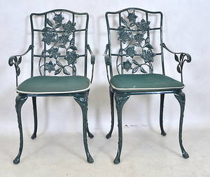 TRÄDGÅRDSSTOLAR, ett par, 1900 tal.