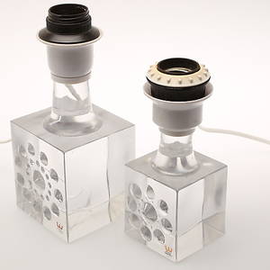 BORDSLAMPOR, 2 st, Kosta, Bertil Vallien.