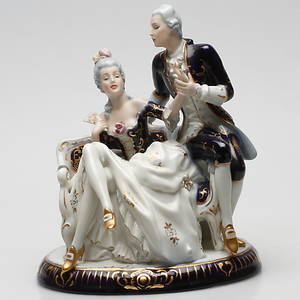 FIGURIN, porslin, rokokostil, Royal Dux, 1900-tal.