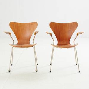 Arne Jacobsen karmstolar