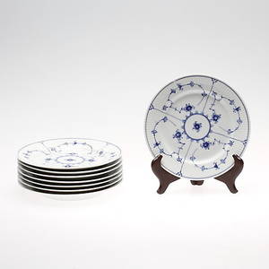 ASSIETTER, 8 st, porslin, Musselmalet, Royal Copenhagen, Danmark.