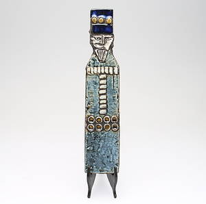 LISA LARSON. Väggrelief, ur serien Biskopar, Lisa Larson, Gustavsberg.