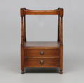 LAMPBORD, engelsk stil, mahogny, 1900-talets andra hälft.