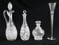 KARAFFER samt SNAPSGLAS, 4 delar, glas, 1900-tal.