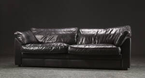 Skalma.Tre-pers. sofa, sort læder