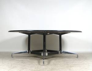 Charles  Ray Eames, Konferenztisch Segmented Table von Vitra
