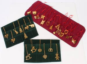 Samling ornamenter i 3 omslag 3