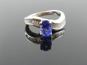 TANZANITE DIAMOND RING 1,60cts 14k gold.