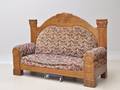 Sofa med skæringer. Omkring år 1900