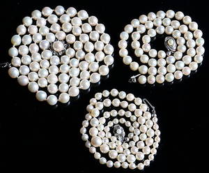 PÄRLCOLLIER, 3 st. Odlade pärlor, 1900-tal.