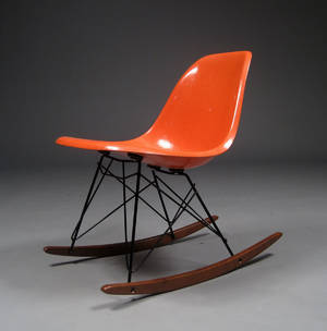 Charles Eames. Gyngestol, model Rocker