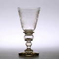 POKAL, glas, graverad dekor,  Från Fältsignalkompaniets Officerare, Lars Liss 1892.