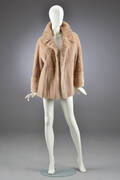 Kort jakke af mink, ca. str. 38 Denne vare er sat til omsalg under nyt varenummer 4734478