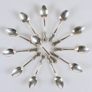 KAFFESKEDAR, 12 st. Nysilver, Patricia.