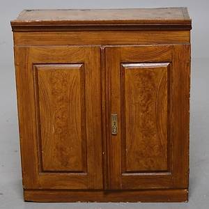 VÄGGSKÅP, 171800-al.