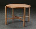 Hans J. Wegner. Bakkebord af massivt eg 