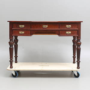 SKRIVBORD, 1900-talets andra hälft.