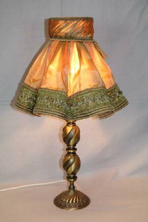 BORDSLAMPA, H M SKÄRM 59 CM