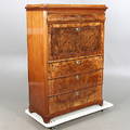 CHIFFONJE, valnöt, 1800-talets slut.