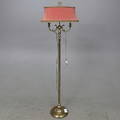 GOLVLAMPA, mässing, 1900-tal.