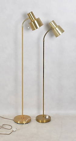 GOLVLAMPOR, 2 st, gulmetall, 1900-tal.