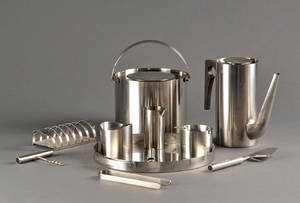 Arne Jacobsen 1902 - 1971. Samling Stelton Cylinda line 11