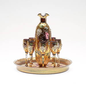 LIKÖRSET, 10 delar, glas, sannolikt moser, 1800-1900-tal.