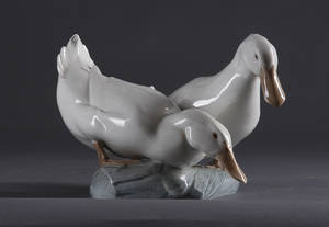 Kgl. Porcelæn, 2 ænder.