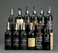 12 fl. Diverse Vintage Portvin