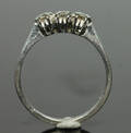 Ring, 18K vittguld med 3 st briljantslipade diamanter, ca 0.30 ct