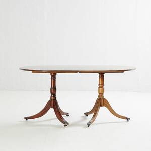 Matsalsbord i mahogny