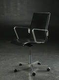 Arne Jacobsen. Oxford kontorstol, sort læder