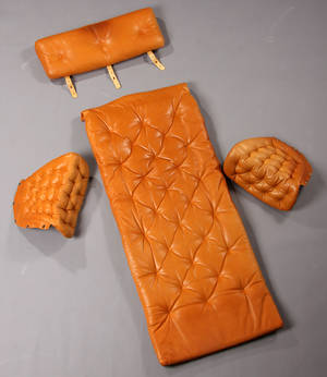 Hyndesæt til Bruno Mathssons Pernilla-stol med lys cognacfarvet læder 4