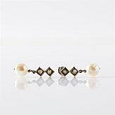 Örhängen 1 par 18 k vitguld pärlor och diamanter