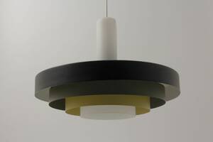 Takarmatur, Metall glas